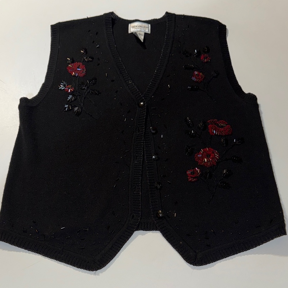 Beautiful Vintage‎ Napa Valley Petites Black Floral Embroidered Vest